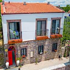 Carnaby Küçükköy 